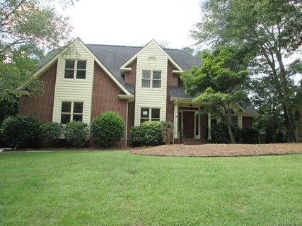 2631 Whitehall Court
