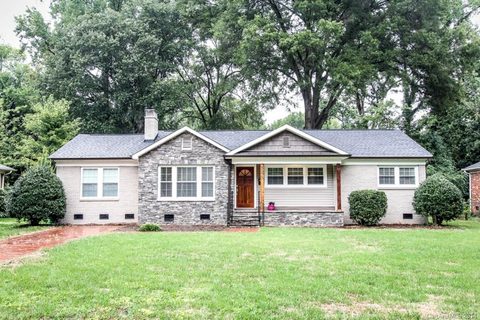 Previously sold for $320,500