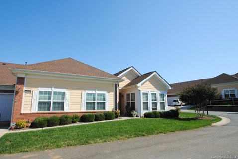 2122 Castle Court sold townhome in St Andrews, Matthews, NC