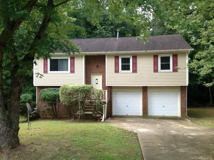 6202 Round Hill Road sold home in New Stonehaven, Charlotte, NC
