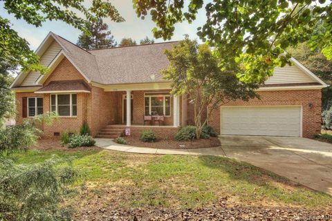 109 Tall Oak Drive