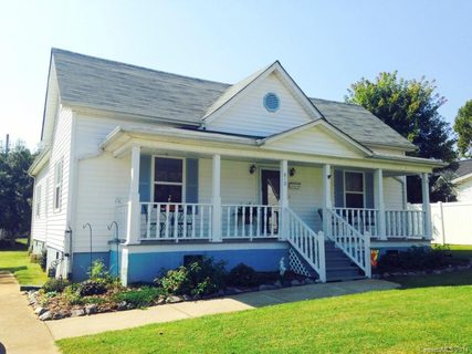 810 Brook Street sold home in Cottonwood, Belmont, NC