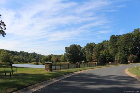 415 Laurel Valley Way sold lot in Crescent Links, Salisbury, NC