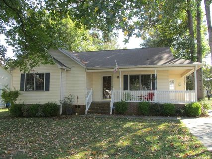 1808 Hampshire Drive