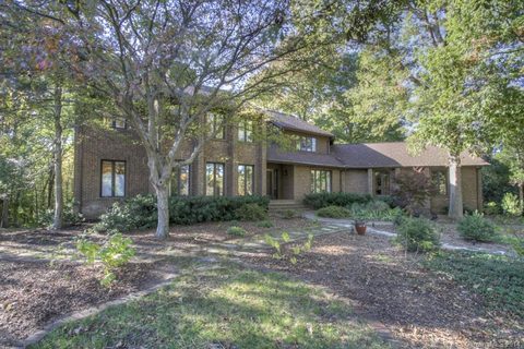 8315 Ballantray Place