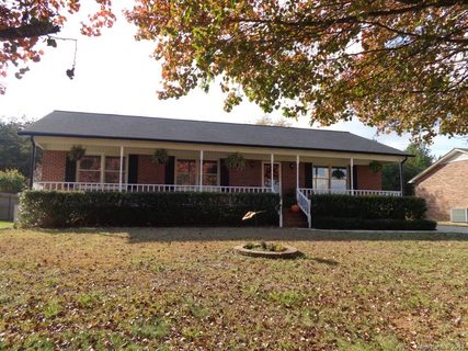 1970 Brownstone Court