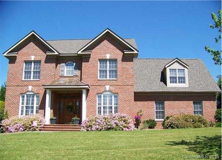 2872 Berwick Lane