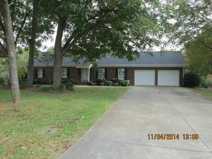 228 Thistle Lane