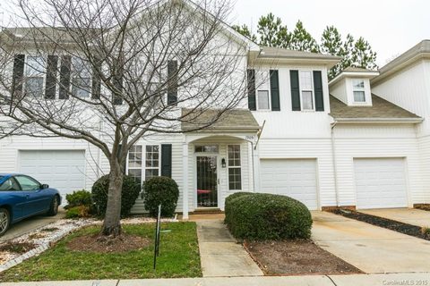 1905 Bellflower Drive sold townhome in Glen Ridge, Fort Mill, SC