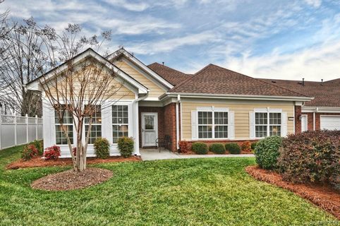 2227 Castle Court 11-D sold townhome in St Andrews, Matthews, NC