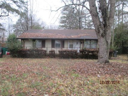 2422 Carrington Court