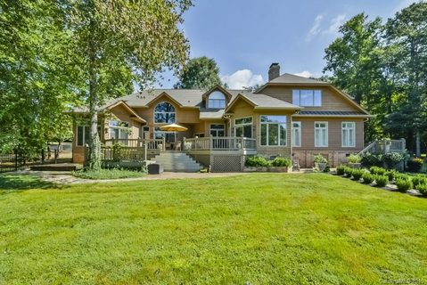19110 Mary Ardrey Circle
