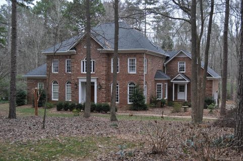 1832 Tanglebriar Court