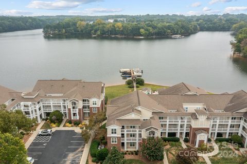 930 Jetton Street 20 sold home in Spinnaker Point, Davidson, NC