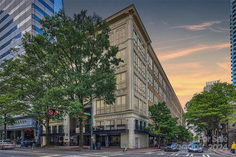 127 N Tryon Street 308 sold condo in Iveys Townhomes, Charlotte, NC