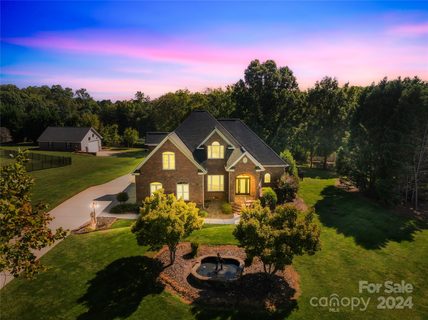 Previously sold for $650,000