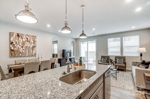2325 Hedgecliff Road 13