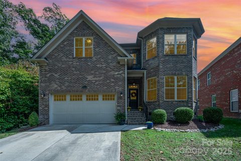 7954 Rolling Creek Court sold home in Springbrook, Charlotte, NC