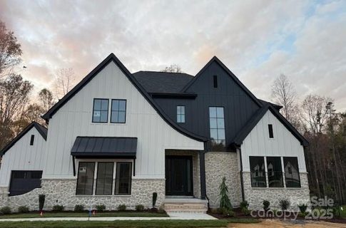 136 Castleview Lane