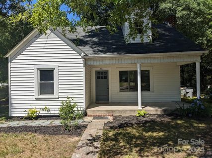 525 Carolyn Avenue