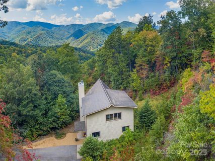 1159 Mount Chalet Road sold home in Mountain Chalet, Canton, NC