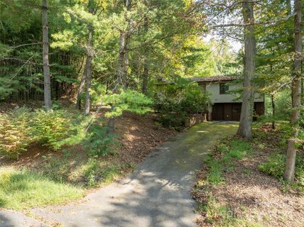 107 Beech Valley Estate sold home in Beech Valley Estates, Weaverville, NC