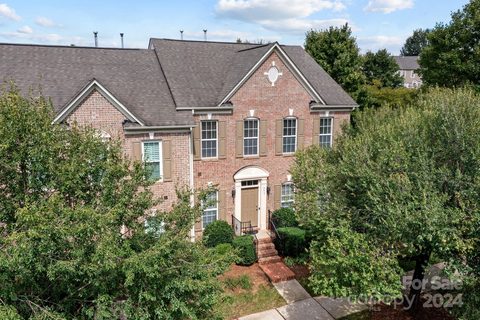 553 Beaty Street