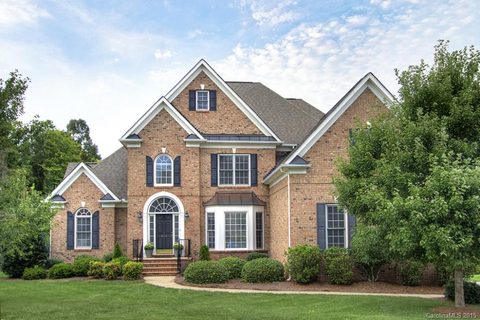 414 Conaway Court sold home in The Glen At Wesley Oaks, Waxhaw, NC