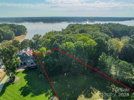 4254 Sigmon Cove Lane sold home in The Vineyards at Kiser Island, Terrell, NC