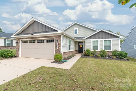 6417 Brawley Ann Drive sold home in Woodgrove, Charlotte, NC