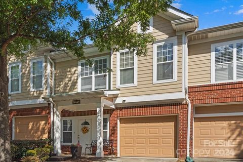 14148 Castle Abbey Lane sold home in Coventry Court Townhomes, Charlotte, NC