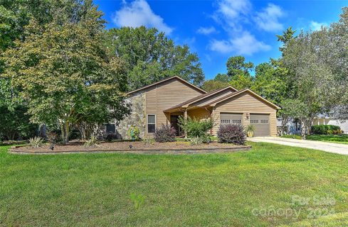 6901 Whipps Cross Court