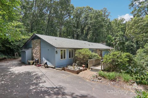5 Mayfair Drive sold home in Woodside Hills, Candler, NC