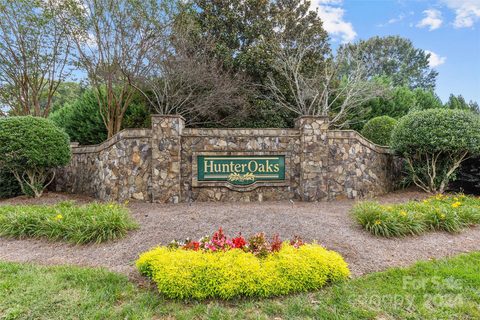 8909 Creekstone Road
