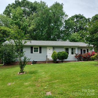 904 Timberlane Drive sold home in Oakcrest, Mount Holly, NC