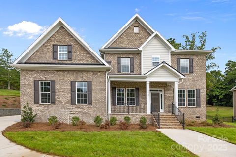 8605 Carly Lane sold home in Stonebridge, Mint Hill, NC