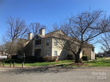 8032 Tremaine Court H sold condo in Devonshire Court, Charlotte, NC