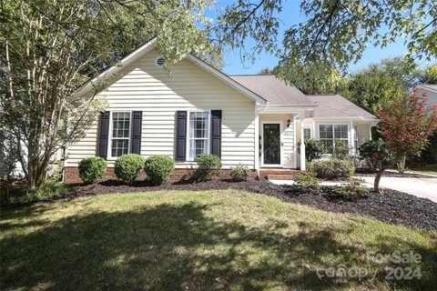 6623 Flat Creek Drive sold home in Polo View, Charlotte, NC