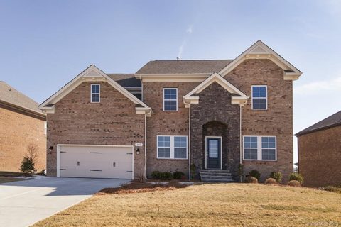 481 River Lake Court Lot#19 River Lake sold home in River Lake, Tega Cay, SC