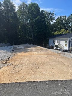207 Cardinal Drive