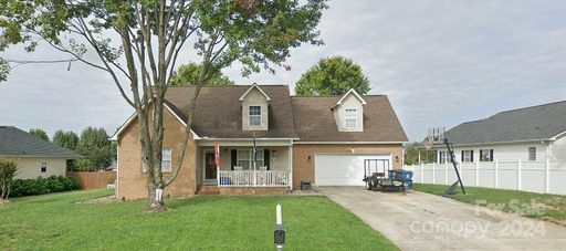 2775 Sterling Court sold home in Rachels Vineyard, Claremont, NC