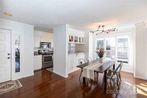 308 Queens Road 32 sold home in Queens Station, Charlotte, NC