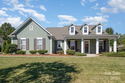 10656 Sweethaven Lane sold home in Hawthorne, Harrisburg, NC