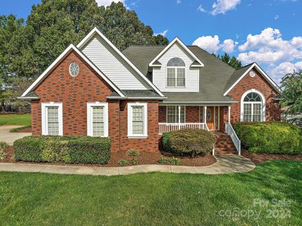 2488 Birdie Lane active home in Rock Barn, Conover, NC