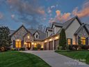 1611 Arborfield Commons Court sold home in Matthews, SC