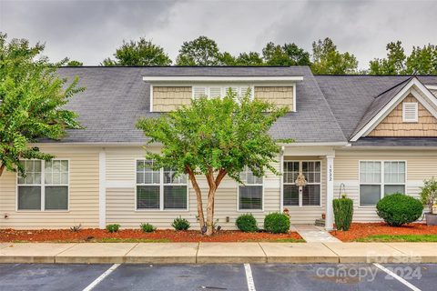 1522 Harpers Inlet Drive sold townhome in Harpers Mill, Lake Wylie, SC