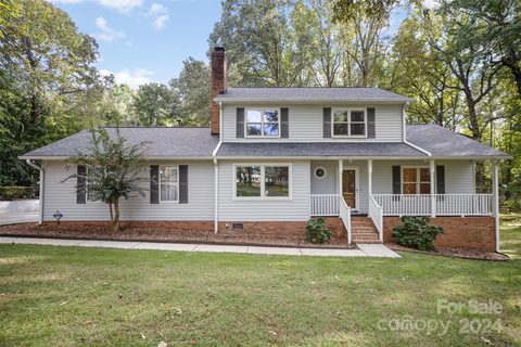 8125 Appaloosa Lane sold home in Steeplechase, Charlotte, NC