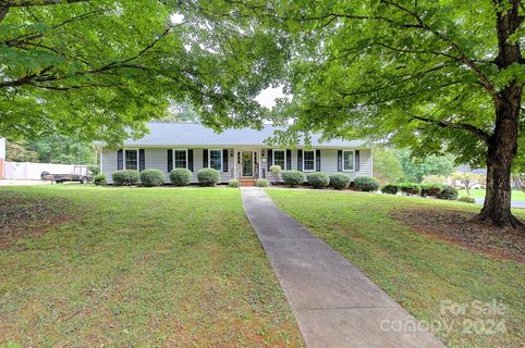 606 Raven Hill Court sold home in Clemmons West, Clemmons, NC