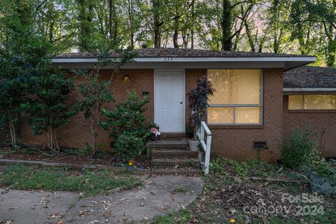 533 Camrose Drive