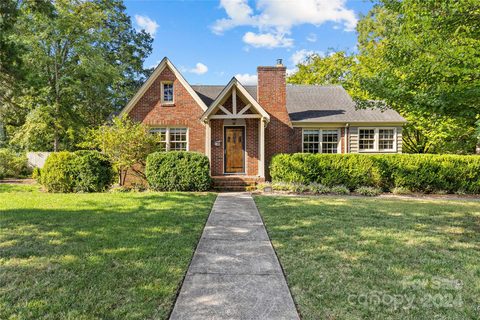 940 Poindexter Drive